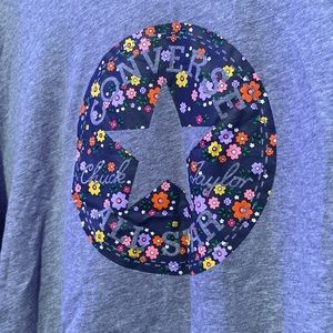 Converse T-shirt